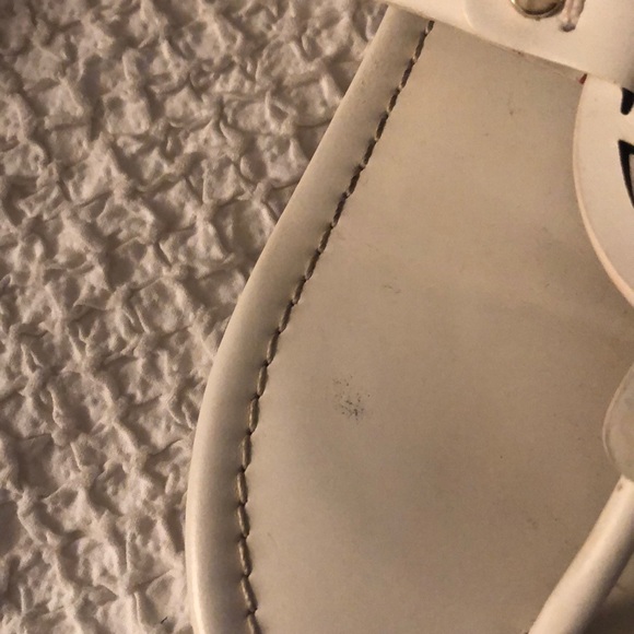 White Tory Burch Miller sandals - Picture 6 of 6